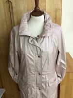 Jacke m. Kapuze, neu (Basler) hochwertig, Gr. 38 Bayern - Augsburg Vorschau