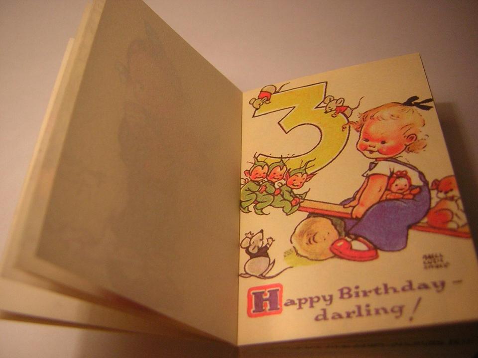 Book Buch 100 Retro Bilder Scrapbook  Aufkleben Kawaii 62 mm in Werbellin
