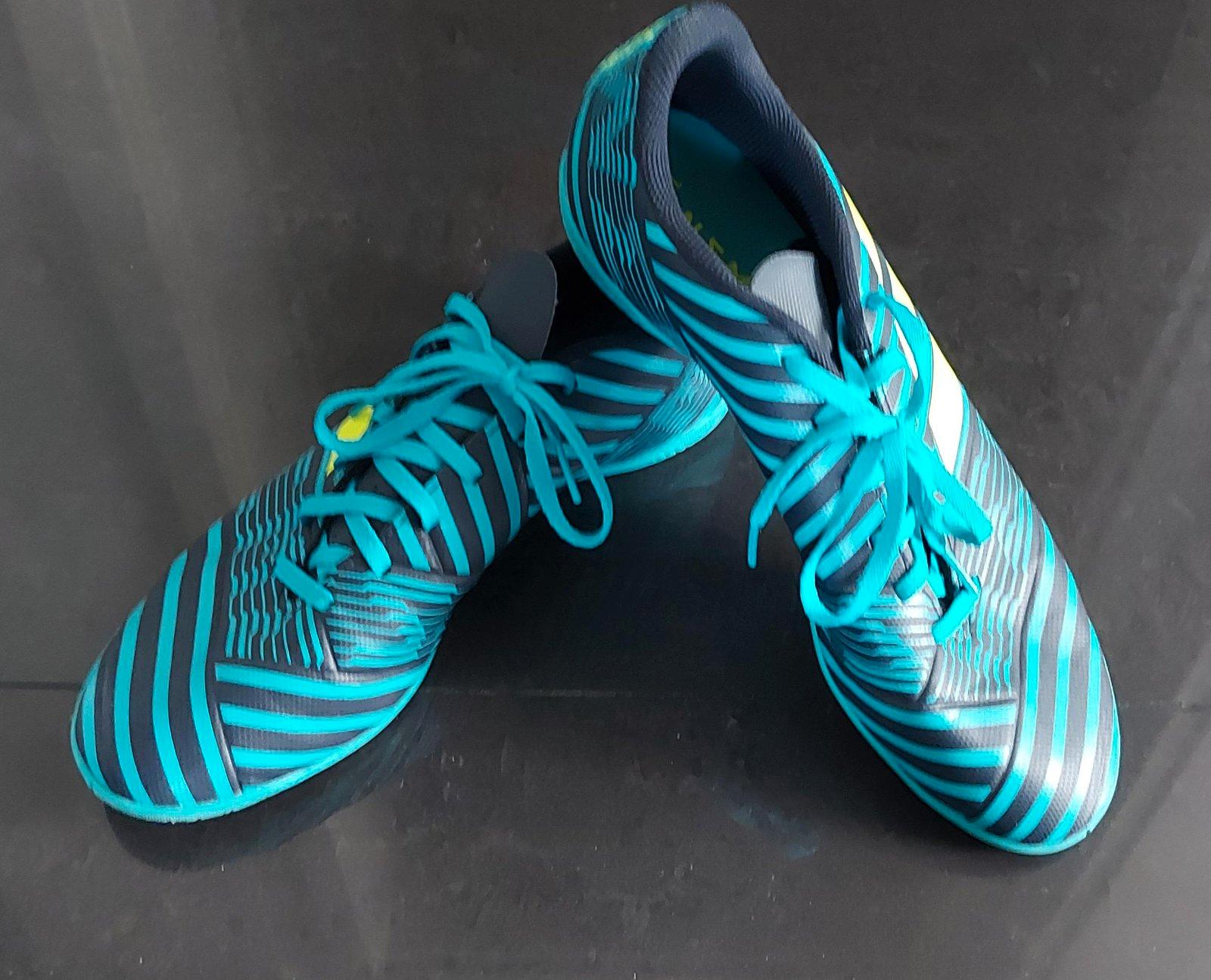 Hallenschuhe FuBballschuhe Adidas Nemeziz turkis Gr.43 5 in Aachen Aachen Brand kleinanzeigen