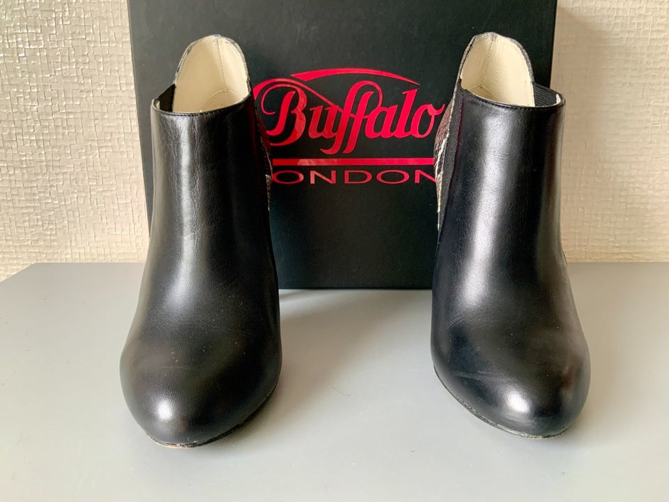 BUFFALO Python Leder High Heel Ankle Boots 10,5 cm Absatz Gr. 38 in Berlin