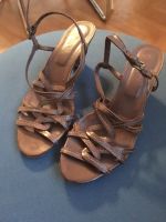 Riemchen-Sandalen mit Absatz (Neupreis 110€) Köln - Ehrenfeld Vorschau