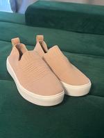 Slip-On Sneaker von Primark – neu – Größe 36 Düsseldorf - Heerdt Vorschau