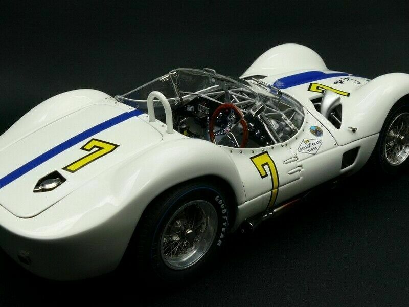 CMC M-149 Maserati Tipo 61 Birdcage #7 GP Cuba, 1:18, 1960 in Königsfeld