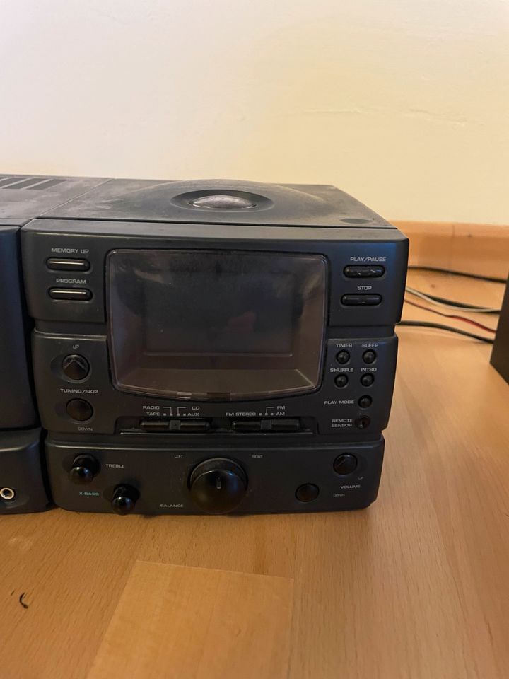 Stereo Anlage mit CD Player und Kassettendeck in Möhrendorf