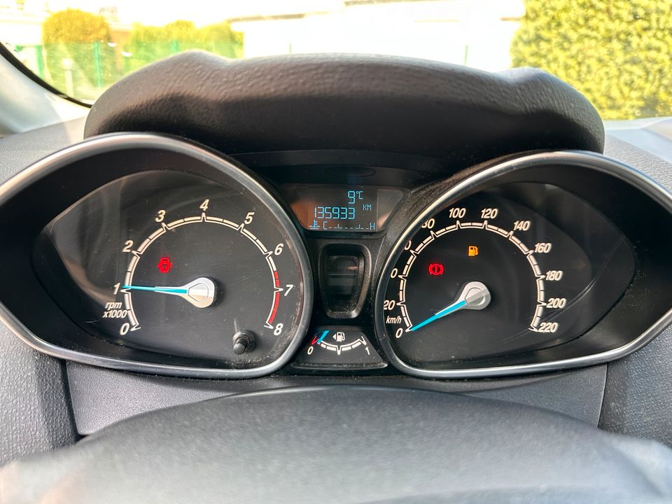 Ford Fiesta 1.0 - TÜV neu - Klima in Mönchengladbach