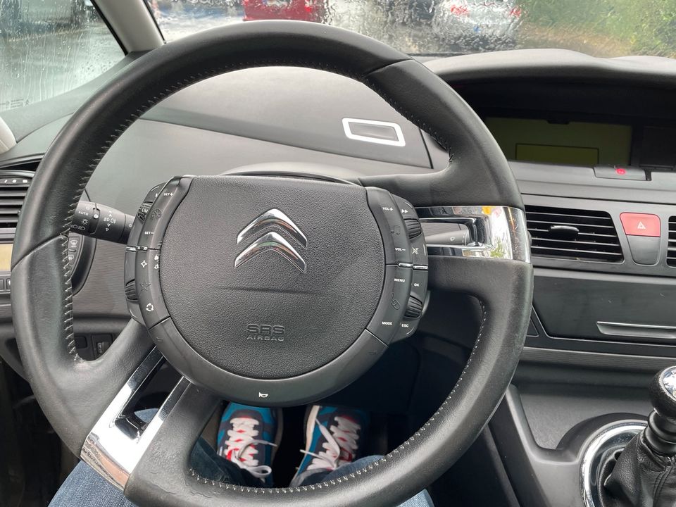 Citroen C4 7 Sitzer in Soest