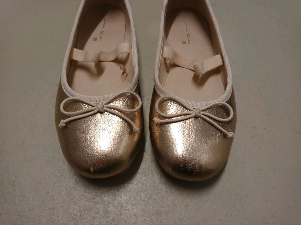 ZARA Ballerinas Gr.30 in Düsseldorf