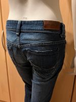 Tommy Hilfiger Jeans Gr.28/34 (neuwertig) Nordrhein-Westfalen - Hiddenhausen Vorschau