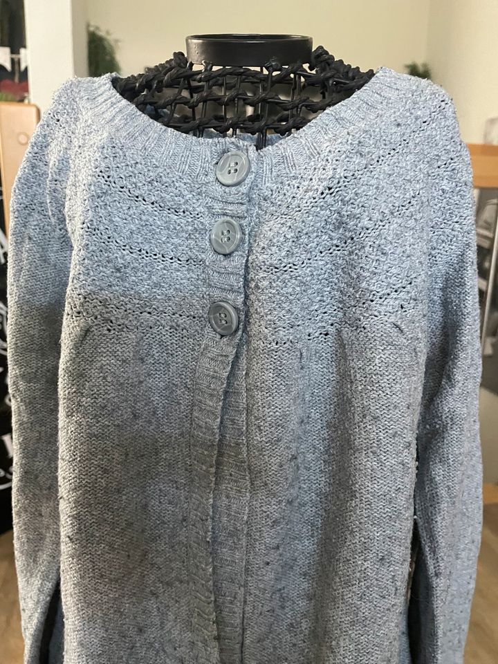 ♥️ Gr. 122/128 H&M Strickjacke Cardigan ♥️ in Oberteuringen