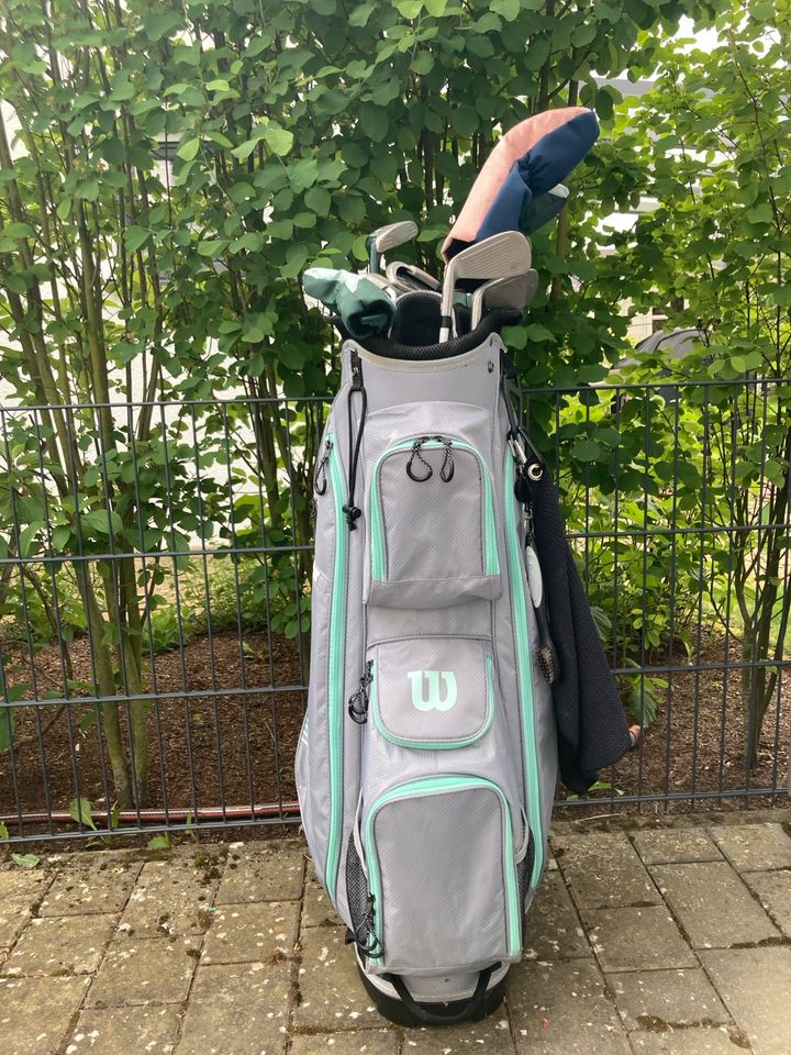Golfset Wilson Pro Staff mit Trolley in Braunschweig