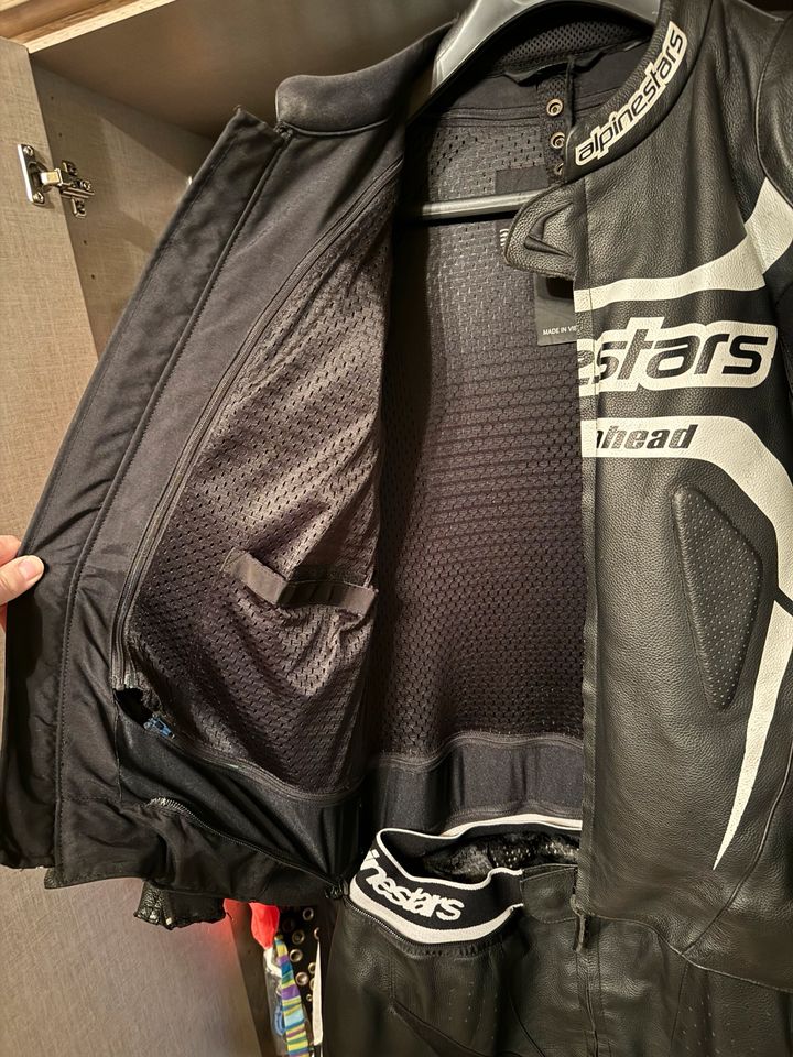 Alpinestars Motegi Lederkombi 2 Teiler / Jacke & Hose Gr. 52 EU in Lebach