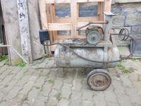 Kompressor HS 1-40/70 2x + Elektromotor 1,1kW VEB DDR Sachsen-Anhalt - Teuchern Vorschau