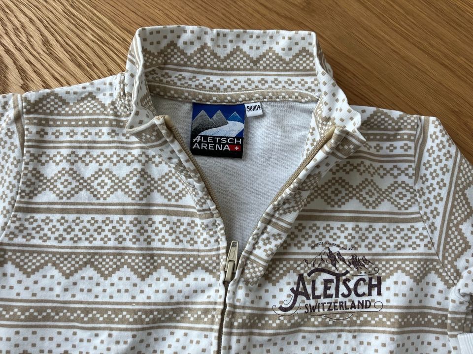 Sweatjacke Aletsch Gr. 98/ 104 wollweiß-beige in Aachen