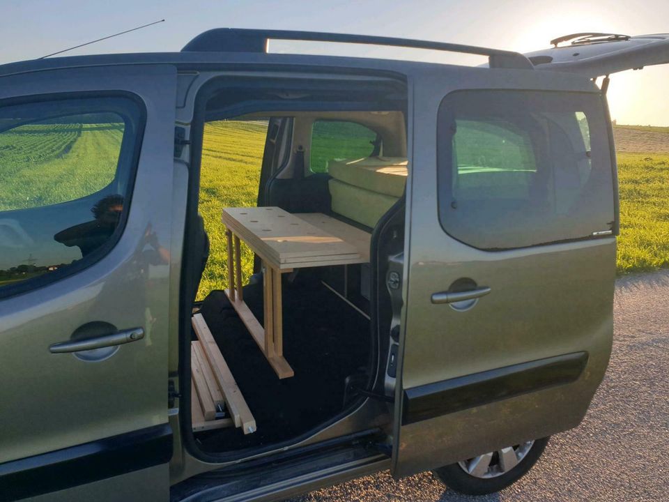 VERMIETUNG Camperbox Camping Minicamper Hochdachkombi Berlingo in Knetzgau