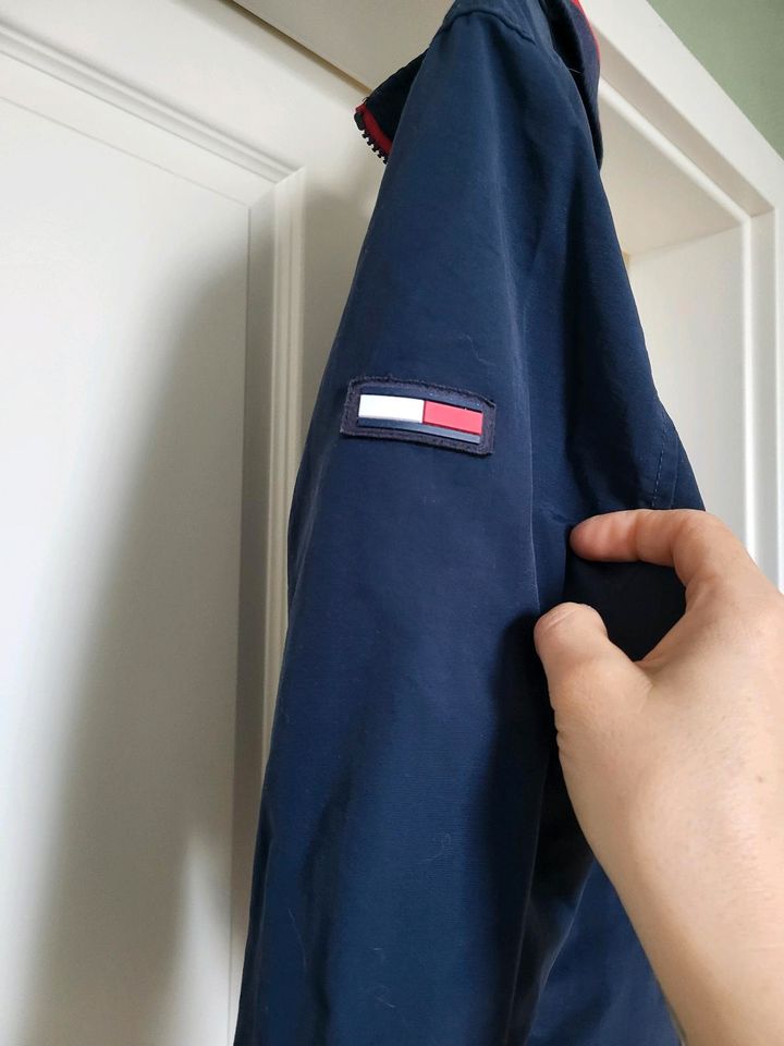 Übergangsjacke Tommy Hilfiger Gr.S in Papenburg