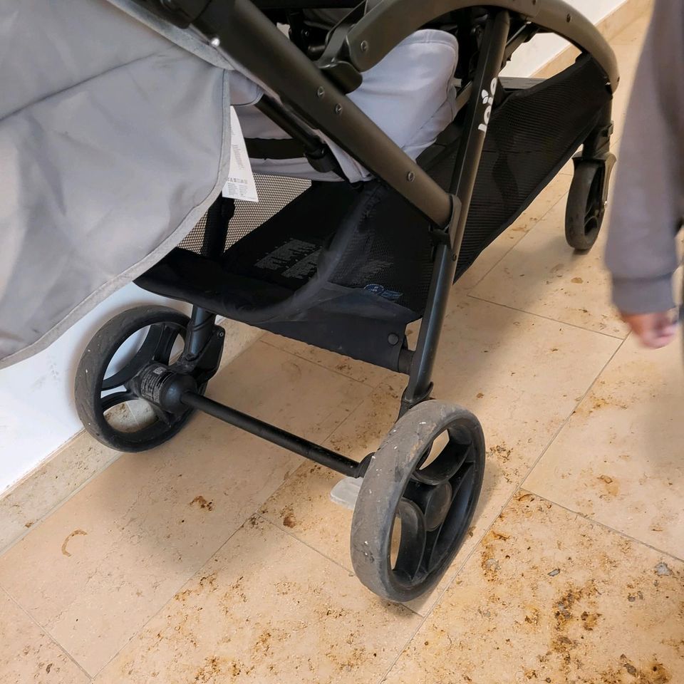 Doppelkinderwagen Joie in München