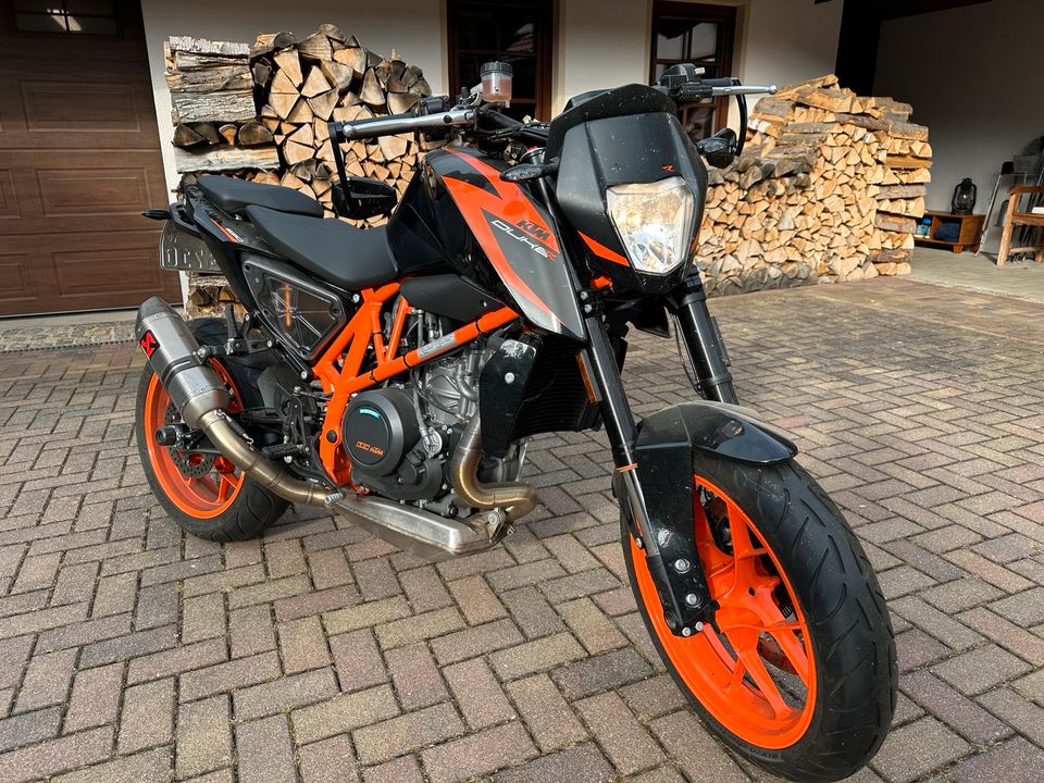 KTM 690 Duke R erst 5335 km in Rabenau