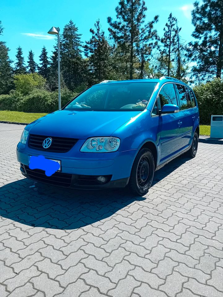 VW Touran 7 Sitzer in Löbnitz an der Linde