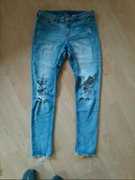 Jeans mit Löchern Gr.170 Mädchen H&M Niedersachsen - Wischhafen Vorschau