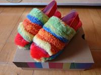 NEU - UGG Fluff Hausschuh Sandale Rainbow Regenbogen bunt 36 Leipzig - Leipzig, Zentrum Vorschau