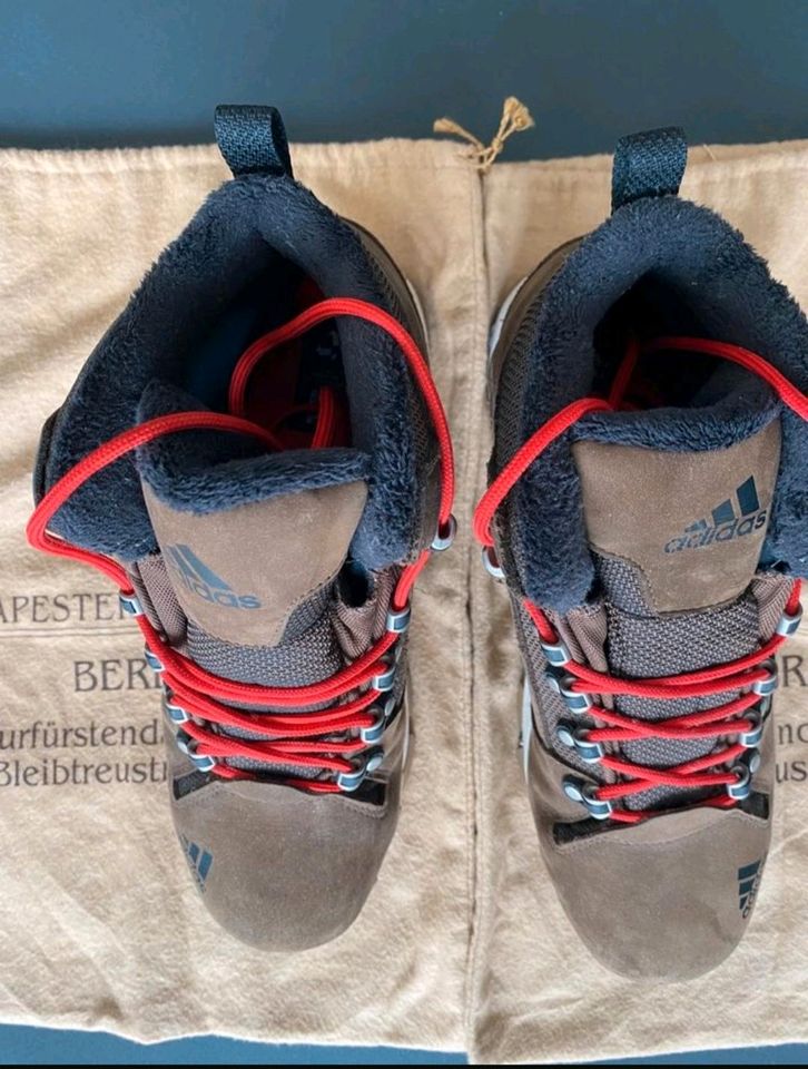 Adidas Boots /Wanderschuhe braun gr. 40 2/3.. in Ritterhude