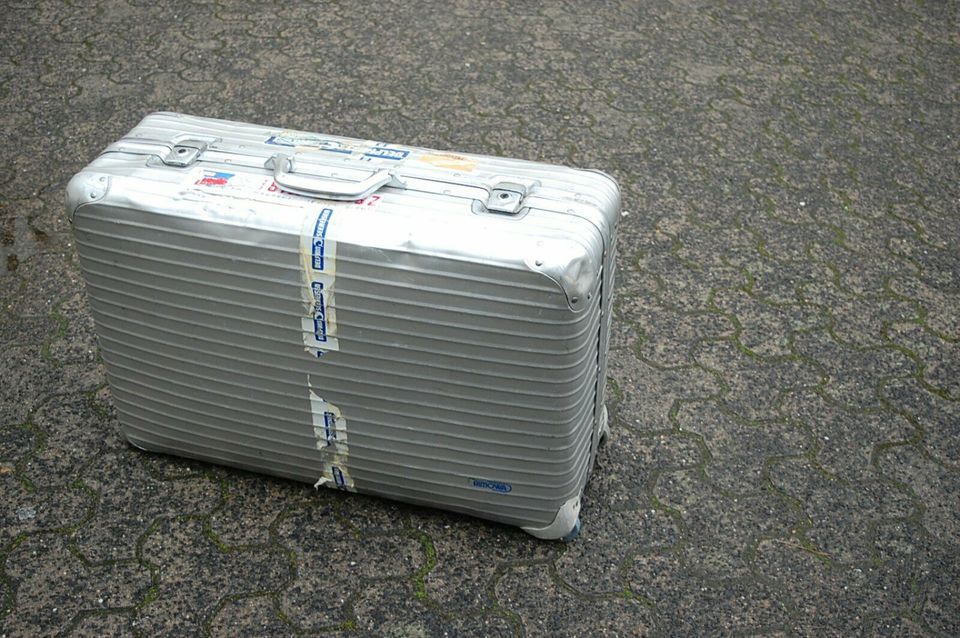 RIMOWA Classic Aluminium Koffer Alu Trolley 69x48x24 cm 2 Rollen in Wiesbaden