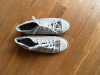 Sneakers Mustang Gr.39 grau Berlin - Wilmersdorf Vorschau