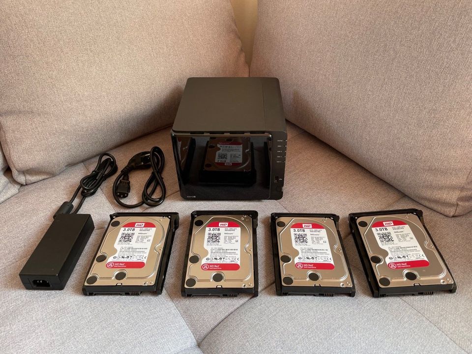 Synology DS412+ NAS mit 4x3TB WD Red Festplatten in Jesteburg