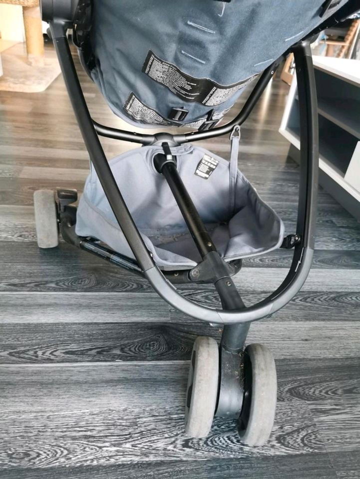 Buggy Quinny faltbar klein klappbar Kinderwagen blau grau in Recklinghausen