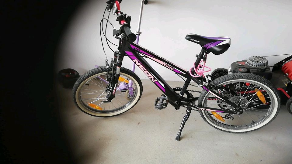 20 zoll Mädchen Fahrrad zuverkaufen in Staßfurt