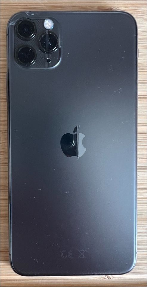 Apple iPhone 11 Pro Max 256 GB in Nürnberg (Mittelfr)