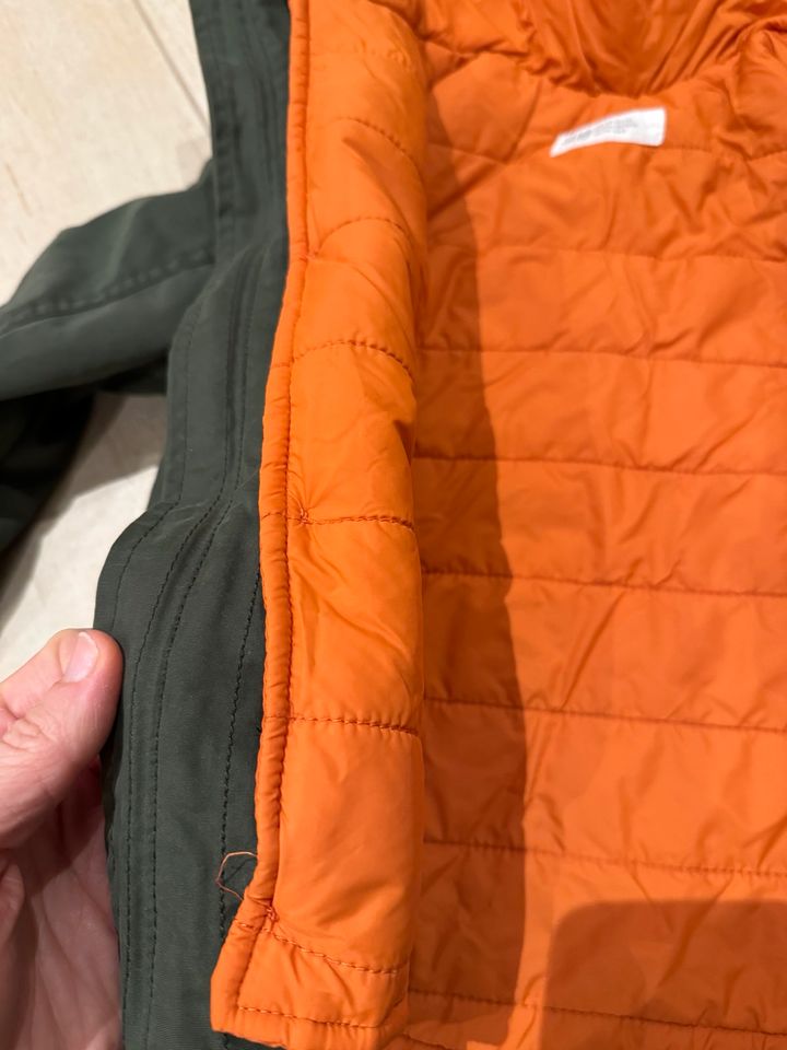 H&M Dufflecoat Jacke olivgrün Gr. 104 in Germaringen