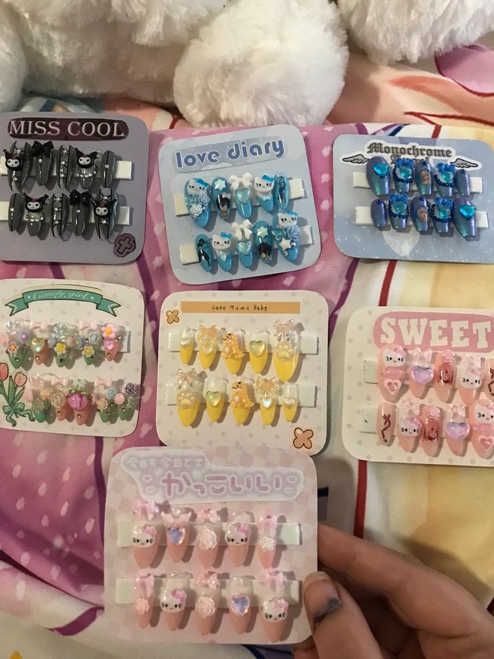 Anime nail Art sanrio Falsche Nägel in Hamburg