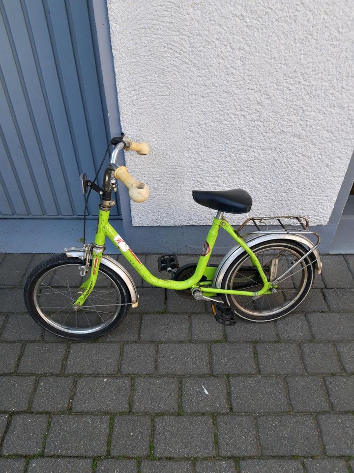 Altes Puky Kinderfahrrad in Rödinghausen