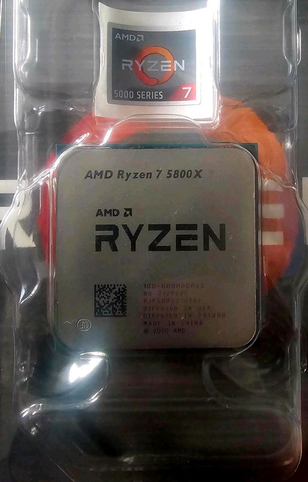 AMD Ryzen 7 5800x CPU und MSI MPG B550 Gaming Plus Mainboard in Laatzen