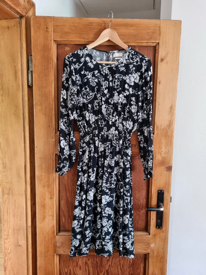 Midikleid, floral/Blumen/paisley, rich & royal, 36 in Krefeld