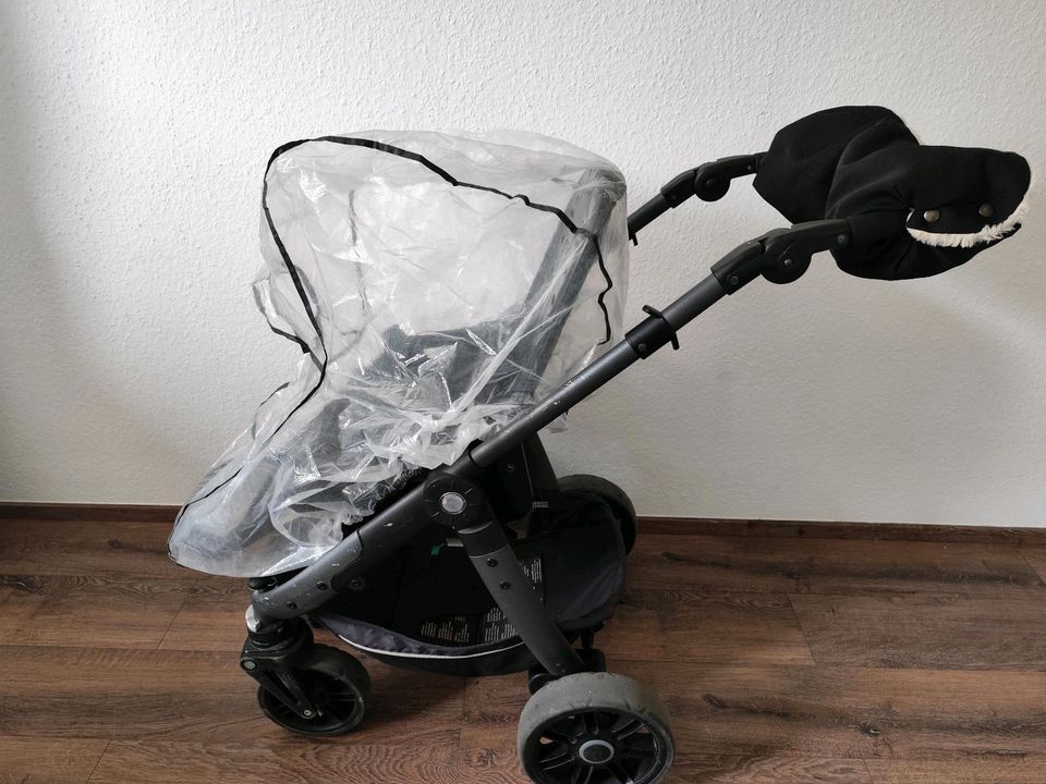 Kinderwagen in Hilden