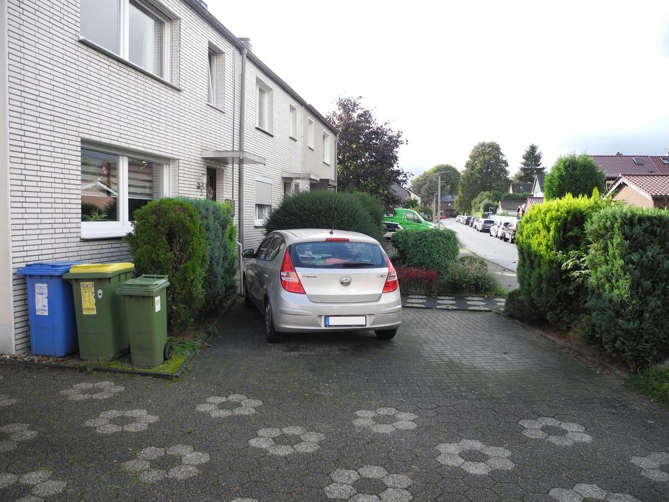 Zweifamilienhaus in Oberhausens Toplage: Wohnen & Arbeiten, Mehrgenerationenhaus oder Renditeobjekt in Oberhausen