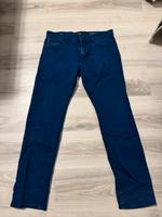 Hugo Boss Jeans 33/32 top Zustand gratis Versand Nordrhein-Westfalen - Gladbeck Vorschau