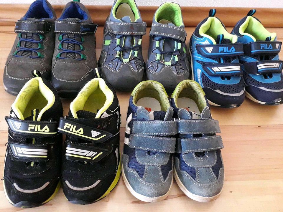 Halbschuhe Sneaker Elefanten Fila Bärens Sport 27 28 29 30 in Neukirchen/Erzgeb