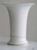 Antike Porzellan Vase Weiß mit Goldrand HÖCHST 16 cm hoch TOP! Nordrhein-Westfalen - Geldern Vorschau