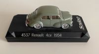 Solido Renault 4cv 1954 Modellauto 1/43 Niedersachsen - Burgwedel Vorschau