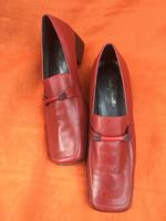 Pedro Miralles Schuhe Slipper Gr.39 neu Versand möglich Nordrhein-Westfalen - Willich Vorschau
