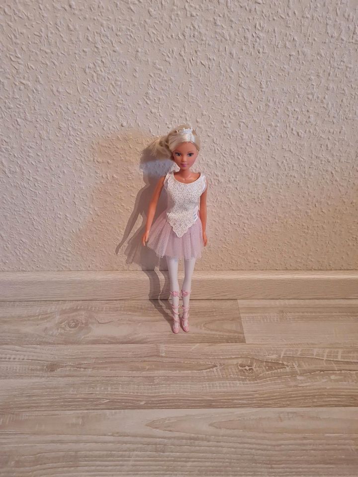 Ballerina Steffi, wie Barbie in Handewitt