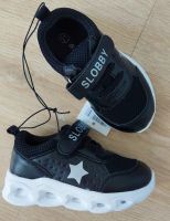 Neue Kinderschuhe Gr. 21 oder 22 Sneaker Abverkauf Neuware Sachsen - Heidenau Vorschau