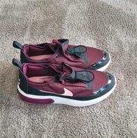 nike air max sneaker turnschuh 41 42 rot weinrot schwarz Bayern - Baiersdorf Vorschau
