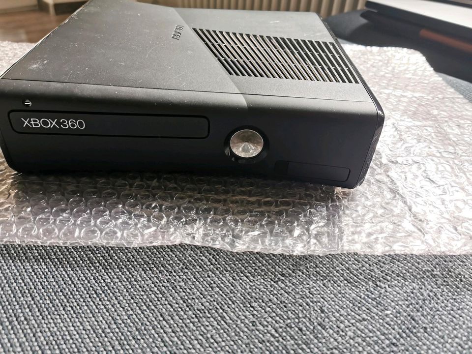 Xbox360 Slim mit neuestem RGH 3.0 in Memmingen