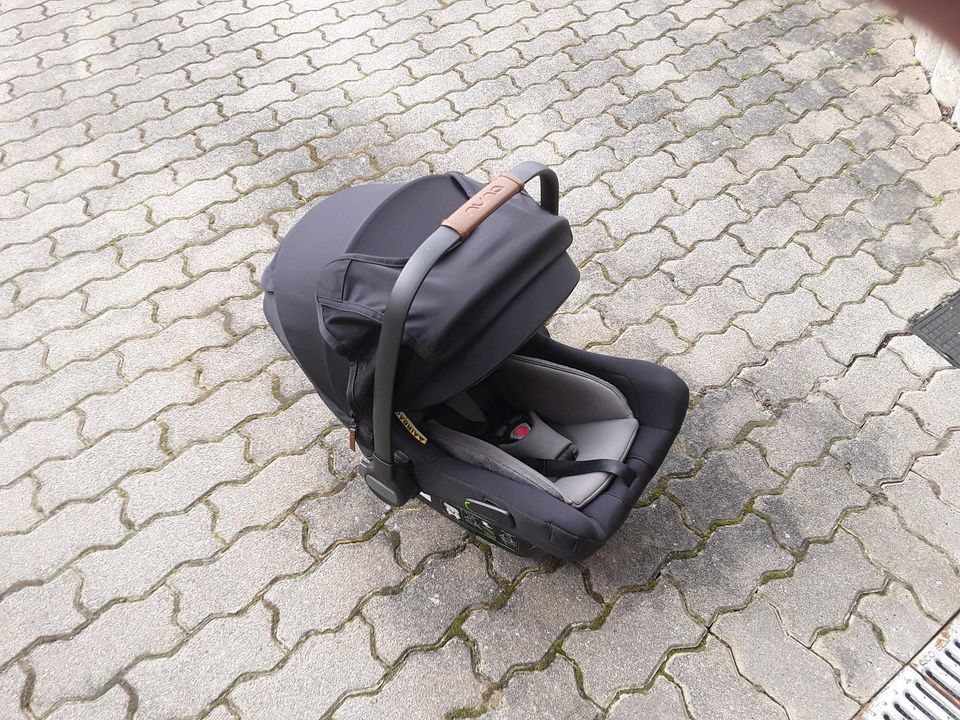 Babyschale, wenig genutzt. Nuna Pipa next i Size in Stralsund