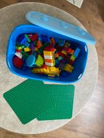 Lego Duplo mit Aufbewahrungskiste Berlin - Wilmersdorf Vorschau