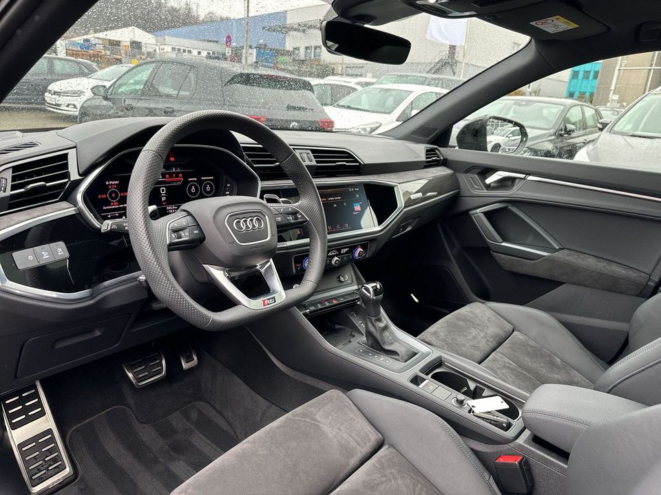 Audi RSQ3 Sportback qu MATRIX RS-AGA B&O PANO 21" in Kierspe